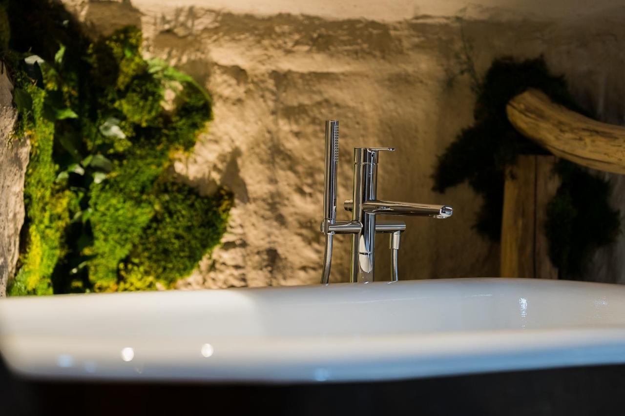 Boutique Cottage - Sauna And Jacuzzi - El Clandestino Érezée Buitenkant foto