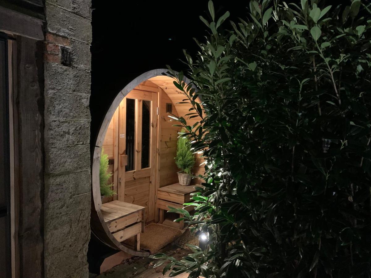 Boutique Cottage - Sauna And Jacuzzi - El Clandestino Érezée Buitenkant foto
